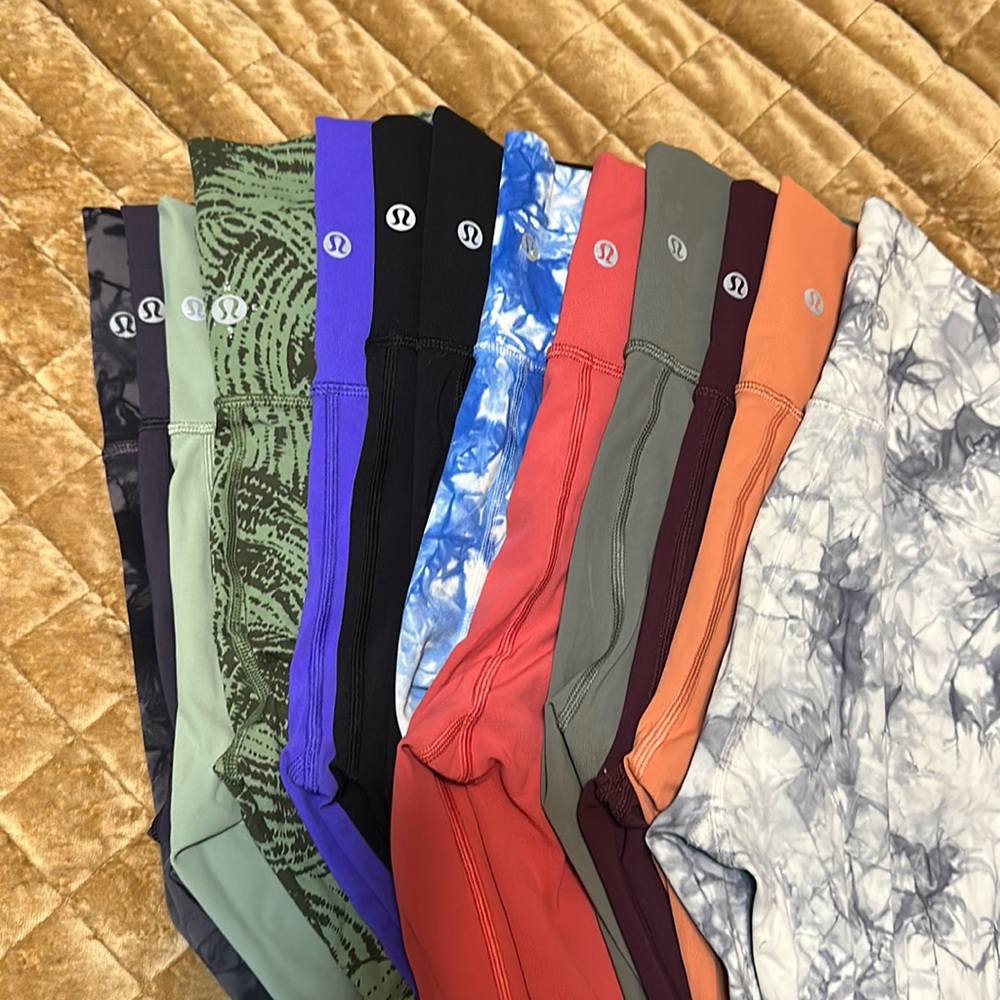 Mega Bundle Lululemon Leggings (14 pair)